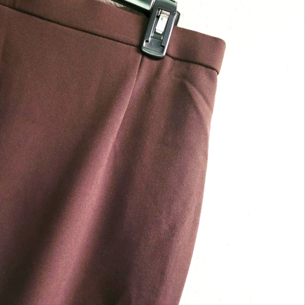 Briggs New York Pencil Skirt